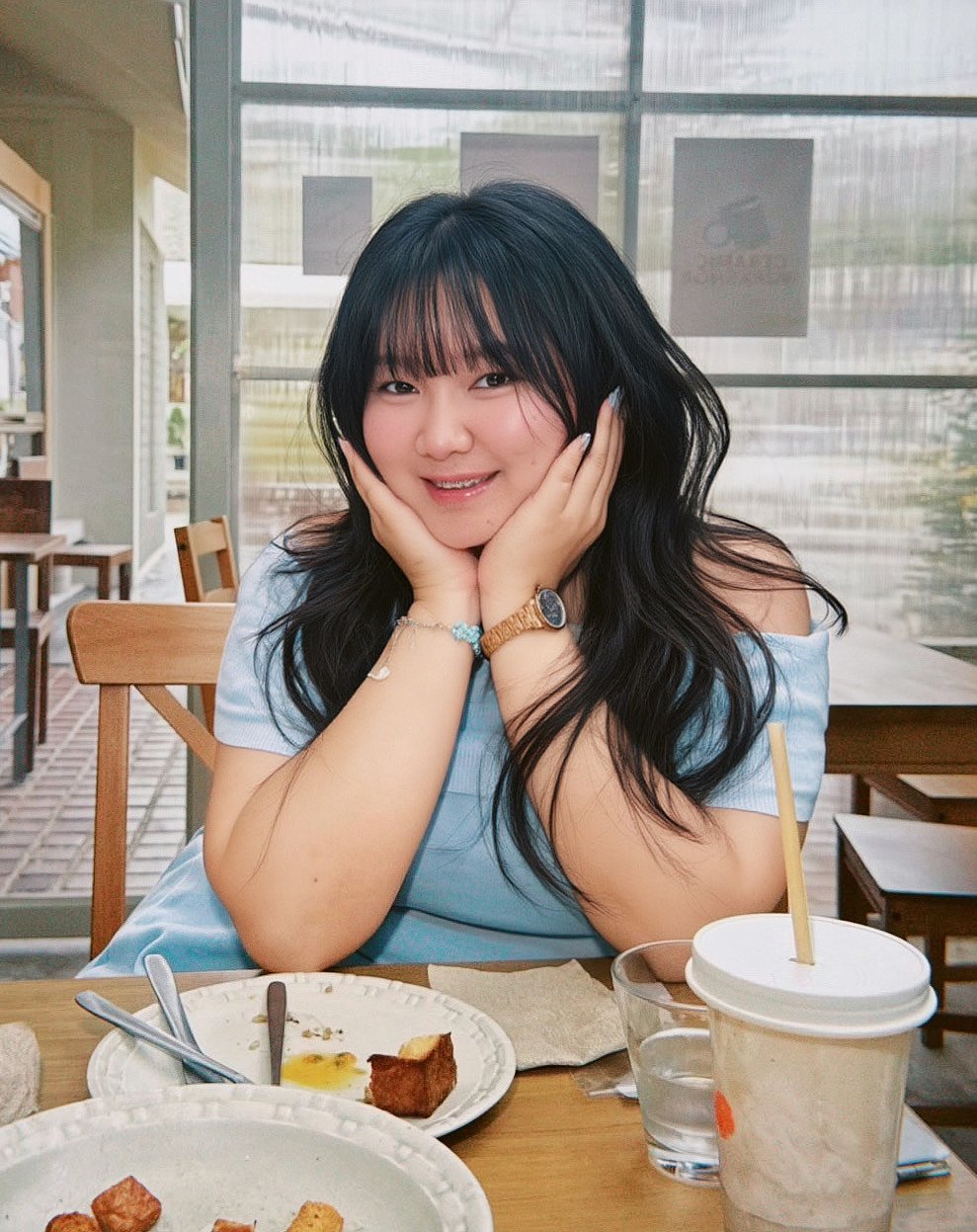 poppy-friendly-girl-thai-escort-in-chiang-mai-15170066_original.jpg