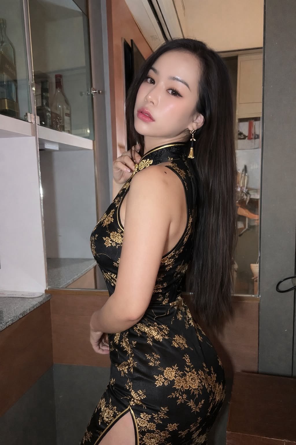 bee-cute-friendly-thai-escort-in-chiang-mai-15206498_original.jpg