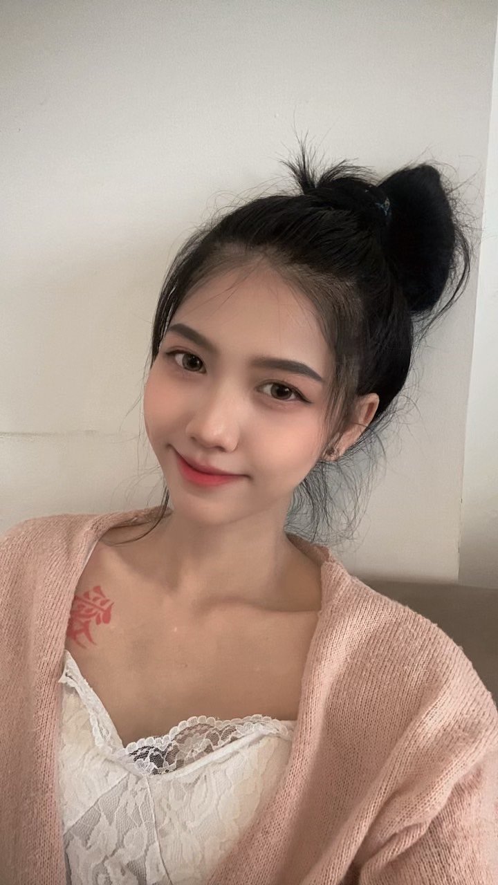 elly-thai-escort-in-chiang-mai-14879726_original.jpg