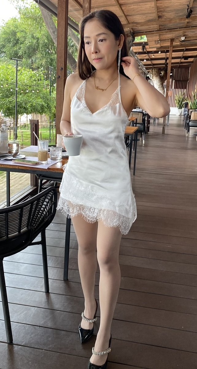 pinko-thai-escort-in-chiang-mai-15100624_original.jpg