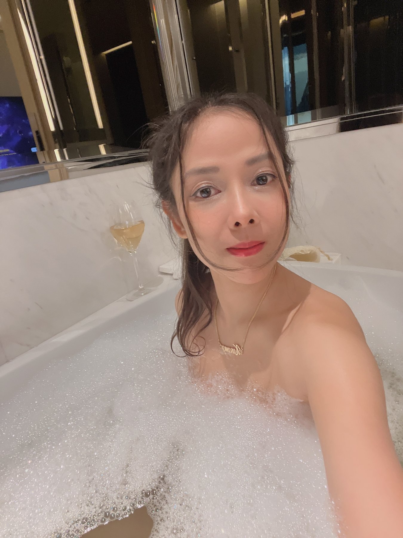 pinko-thai-escort-in-chiang-mai-15221928_original.jpg