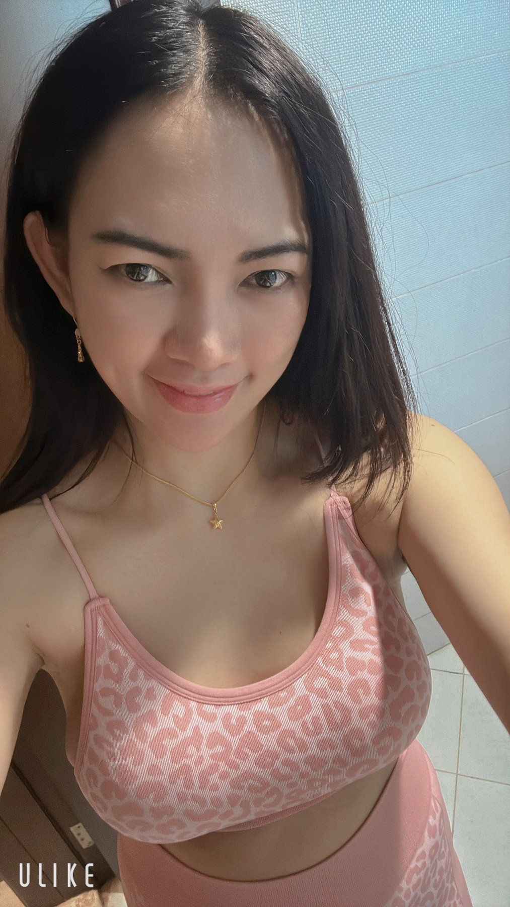 miney-thai-escort-in-chiang-mai-14003546_original.jpg